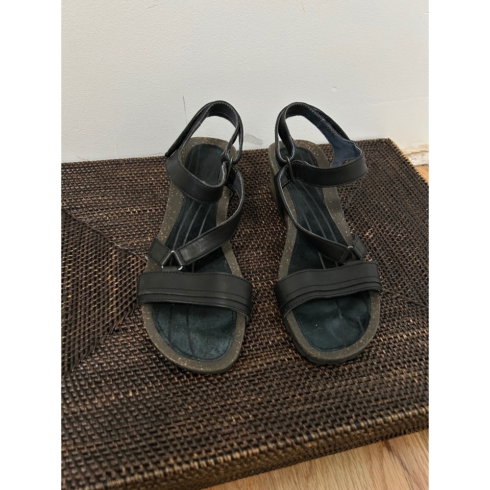 Teva Ysidro Universal Wedge Sandal Women 8 Black Leather Gorpcore